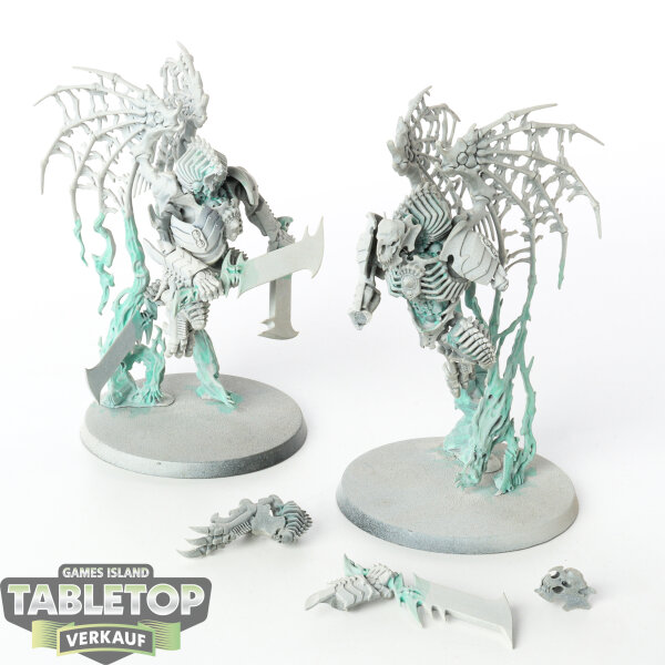 Ossiarch Bonereapers - 2 Morghast Harbringers - teilweise bemalt