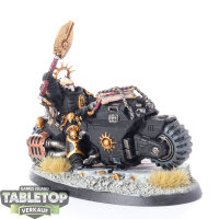 Ultramarines - Primaris Chaplain on Bike - bemalt