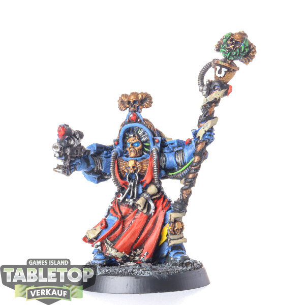 Ultramarines - Chief Librarian Tigurius - bemalt