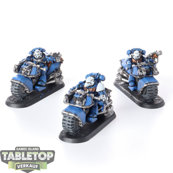 Ultramarines - 3 x Space Marine Bike Squad - bemalt