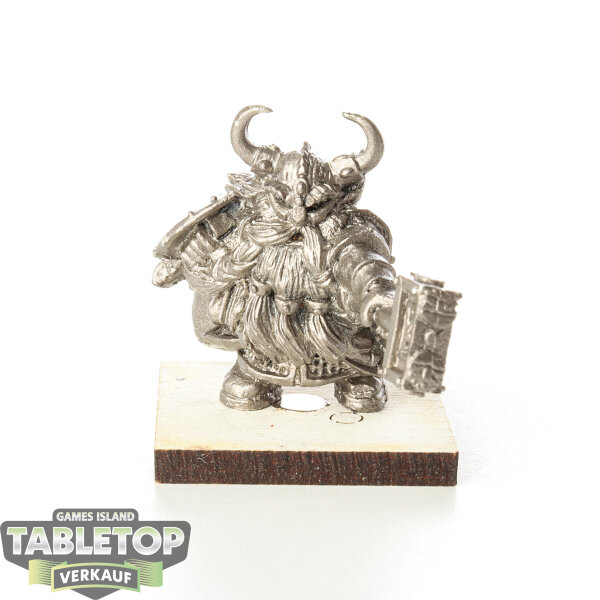 Dwarfen Mountain Holds - Dwarf Lord with Hammer & Shield - unbemalt