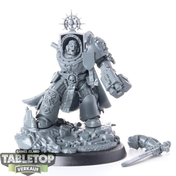 Space Marines - Captain in Terminator Armour - unbemalt