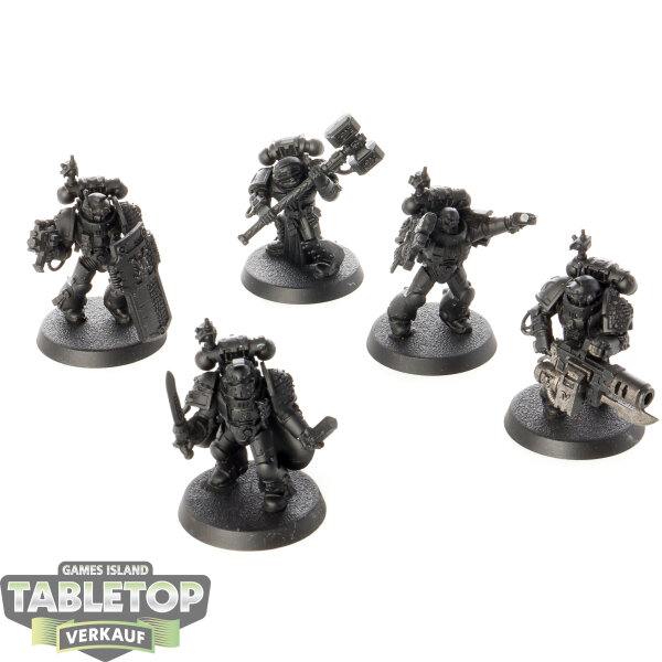Deathwatch - 5 x Veterans - grundiert