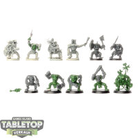 Orks - 11 x Ork Boyz - teilweise bemalt