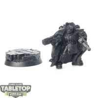 Space Marines - Captain Klassisch - grundiert