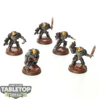 Space Marines - 5x Scouts klassisch - bemalt