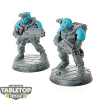 Space Marines - 2x Scouts klassisch - teilweise bemalt