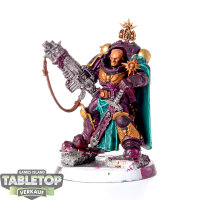 Space Marines - Captain in Gravis Armour with...