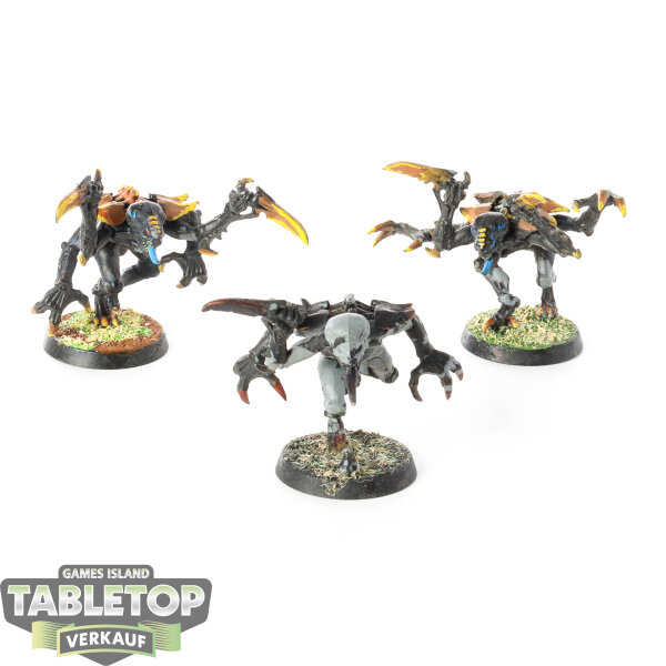 Genestealer Cults - 3x Genestealer - teilweise bemalt