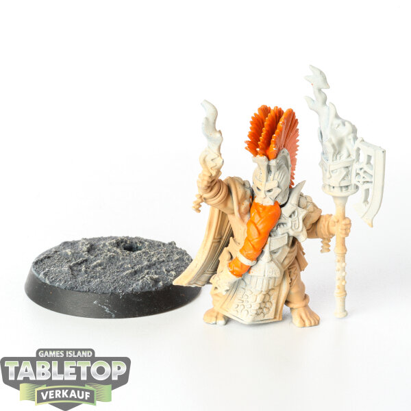 Fyreslayers - Auric Flamekeeper - teilweise bemalt