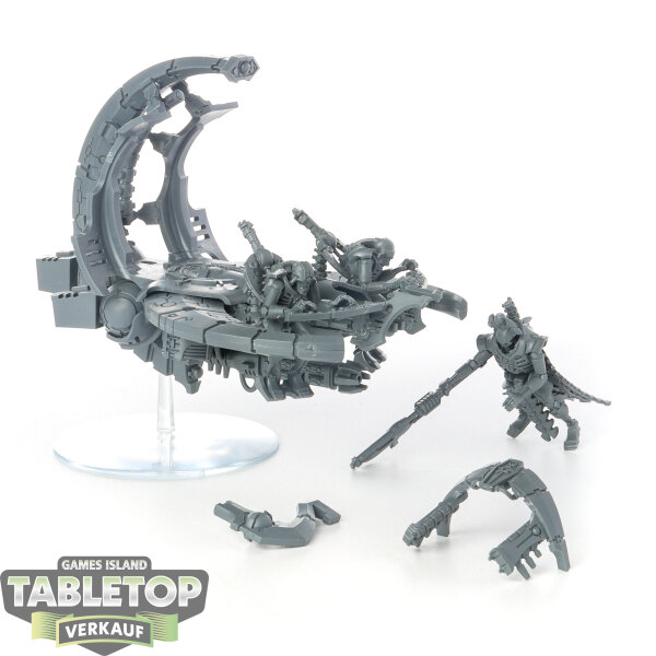 Necrons - Necron Catacomb Command Barge - unbemalt