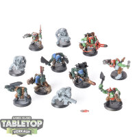 Orks - 11x Ork Boyz - teilweise bemalt