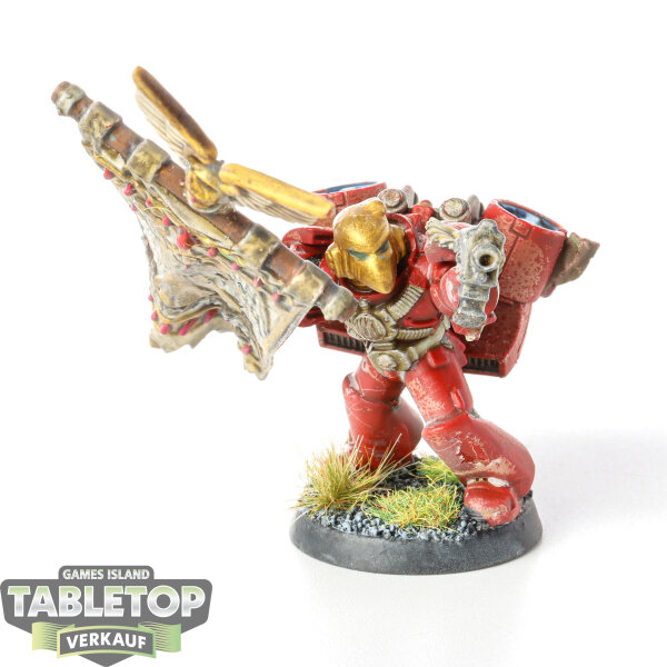 Blood Angels - Standard Bearer with Jump Pack - bemalt