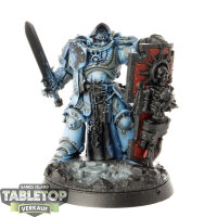 Space Marines - Captain with Relic Shield - teilweise bemalt