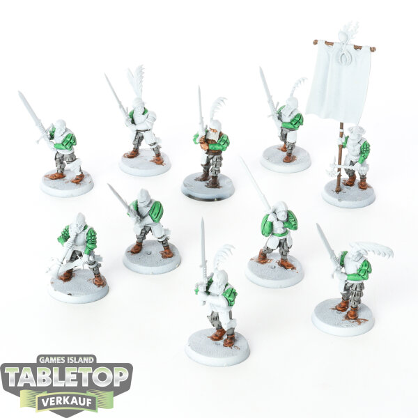Empire of Man - 10 Freeguild Greatswords - teilweise bemalt