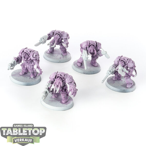 Chaos Space Marines - 5 Terminators - grundiert