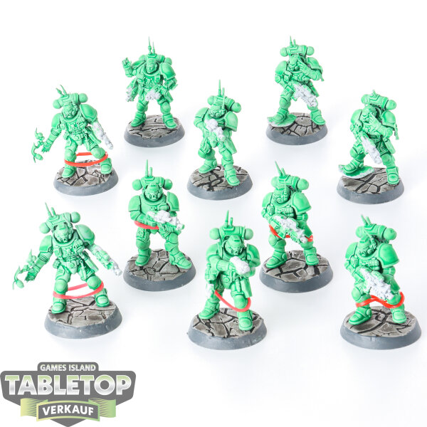 Space Marines - 10 x Primaris Infiltrators - teilweise bemalt