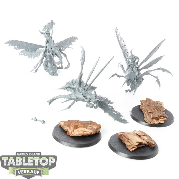 Chaos Daemons - 3 Plague Drones of Nurgle - unbemalt