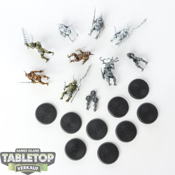 Chaos Daemons - 9x Plaguebearers of Nurgle - teilweise bemalt