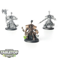 Adeptus Custodes - 3x Allarus Custodians - teilweise bemalt