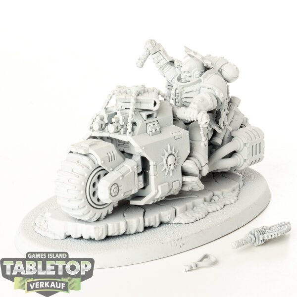 Space Marines - Primaris Chaplain on Bike - grundiert