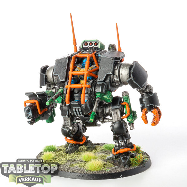 Space Marines - Invictor Tactical Warsuit - bemalt