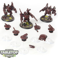 Tau Empire - 3 x XV8 Crisis Battlesuit Team - bemalt
