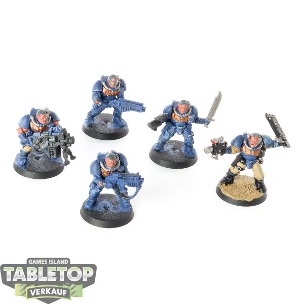 Space Marines - 5 Scouts klassisch - grundiert