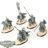 Slaves to Darkness - 5 x Chaos Knights - unbemalt