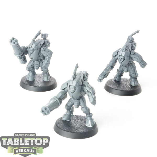 Tau Empire - 3x Stealth Battlesuits - unbemalt