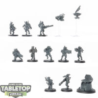 Tau Empire - 10x Fire Warriors Strike Team - unbemalt