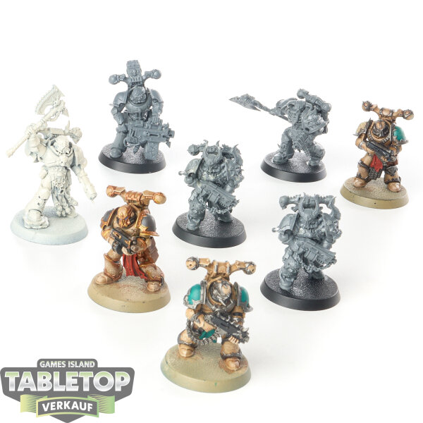 Chaos Space Marines - 8 x Chaos Space Marines - teilweise bemalt
