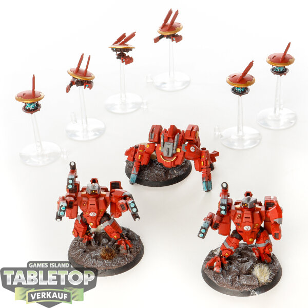 Tau Empire - 3 x XV8 Crisis Battlesuit Team - teilweise bemalt