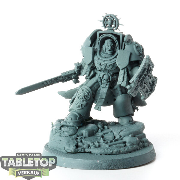 Space Marines - Captain in Terminator Armour - grundiert