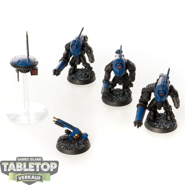 Tau Empire - 3x Stealth Battlesuits - teilweise bemalt