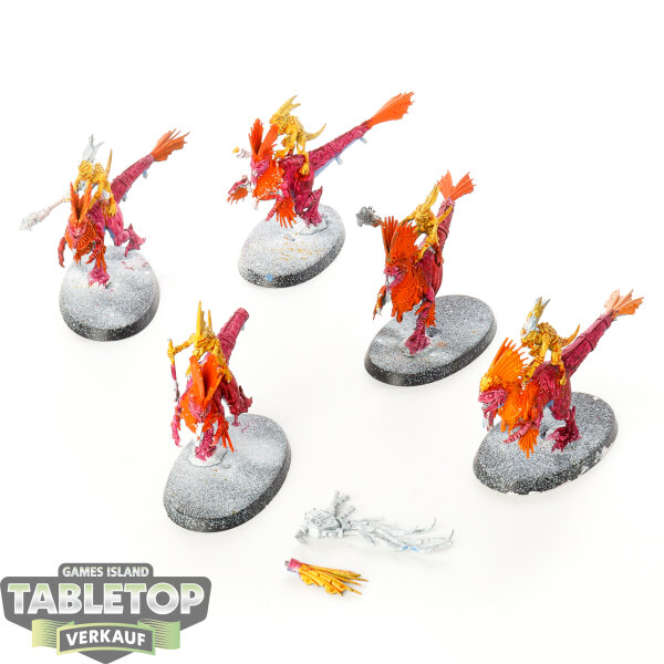 Seraphon - 5 Raptadon Chargers - bemalt