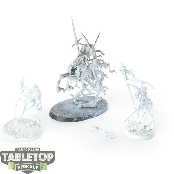 Nighthaunt - Ethereal Court - grundiert