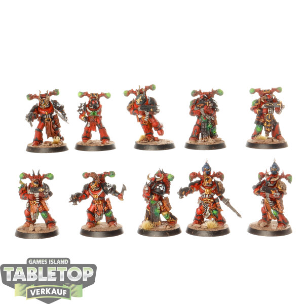 Chaos Space Marines - 10 Chaos Space Marines - bemalt