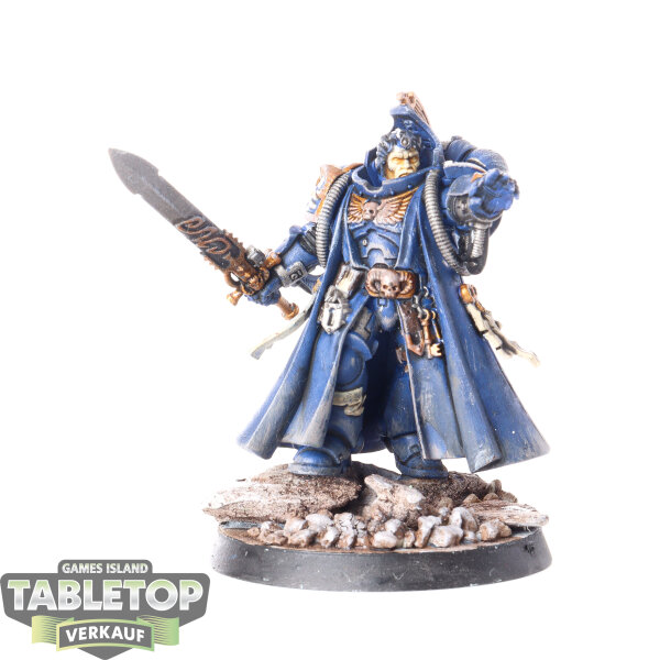 Space Marines - Primaris Librarian - bemalt