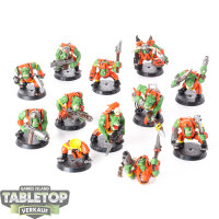 Orks - 11 Ork Boyz - bemalt