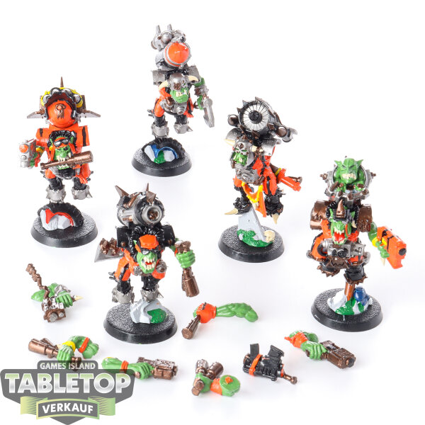 Orks - 5 Ork Stormboyz - bemalt