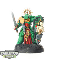 Space Marines - Captain with Relic Shield - teilweise bemalt