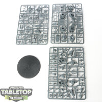 Space Marines - Invictor Tactical Warsuit - im Gussrahmen