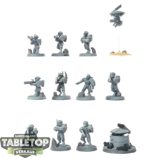 Tau Empire - 10 x Fire Warriors Strike Team - teilweise bemalt