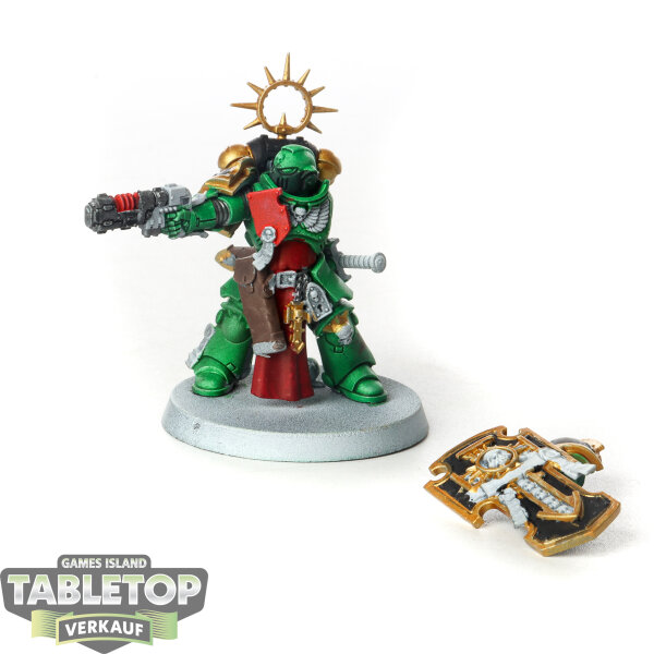 Space Marines - Lieutenant with Storm Shield - teilweise bemalt