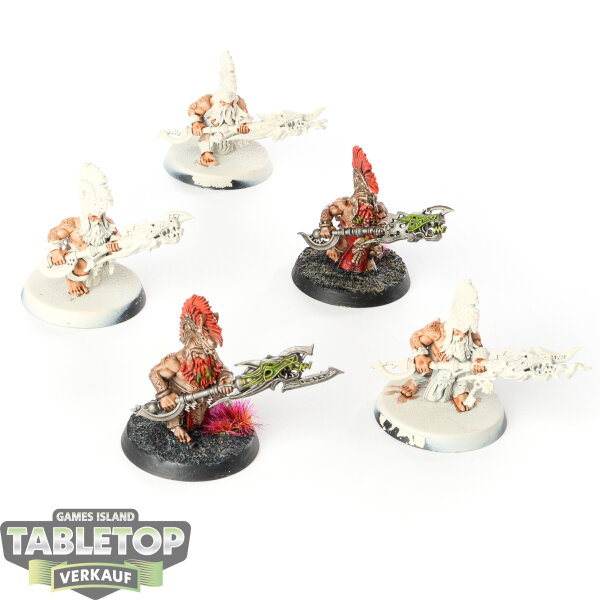 Fyreslayers - 5 Auric Hearthguard - bemalt