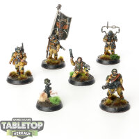 Astra Militarum - 5 x Cadian Command Squad - bemalt