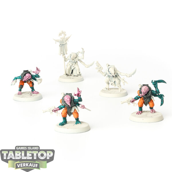 Genestealer Cults - 5 x Acolyte Hybrids - teilweise bemalt