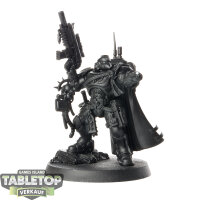 Space Marines - Captain in Phobos Armour - grundiert