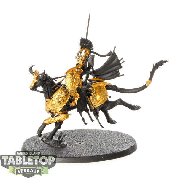 Lumineth Realm Lords - Vanari Lord Regent - teilweise bemalt